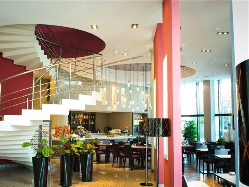 Chirag Plaza Hotel Баку Екстериор снимка