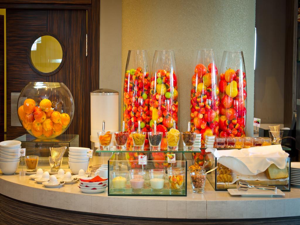 Chirag Plaza Hotel Баку Екстериор снимка
